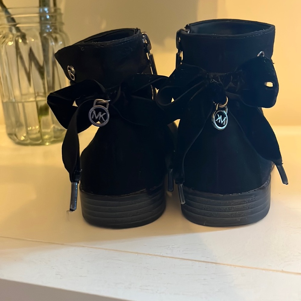 Michael Kors girls size 1 booties